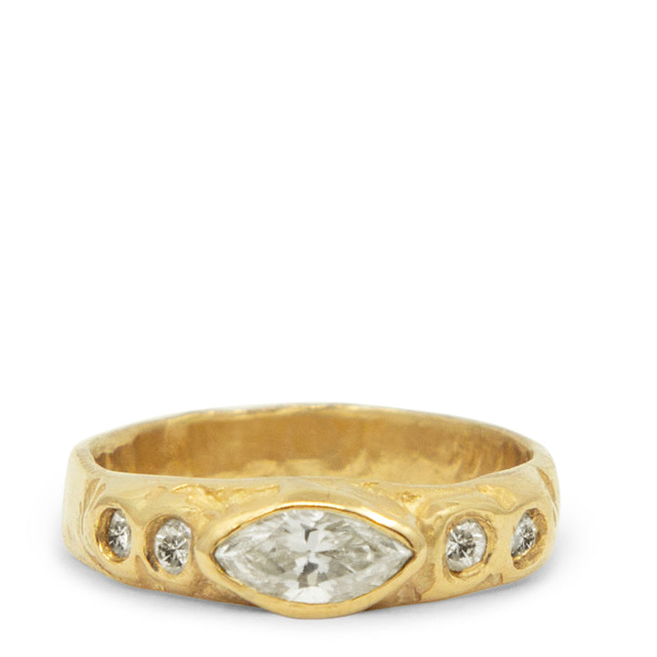 Marquee Diamond Band 14k