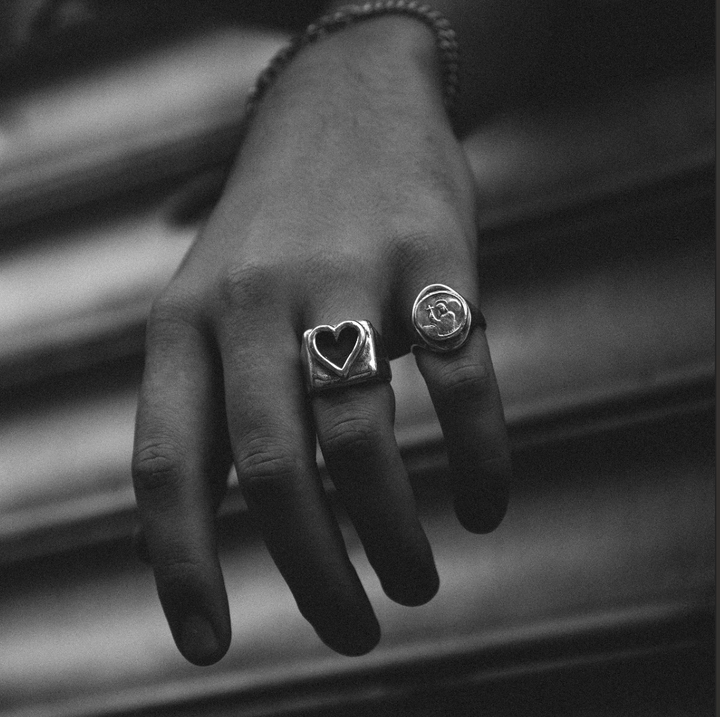 Electric Love Signet