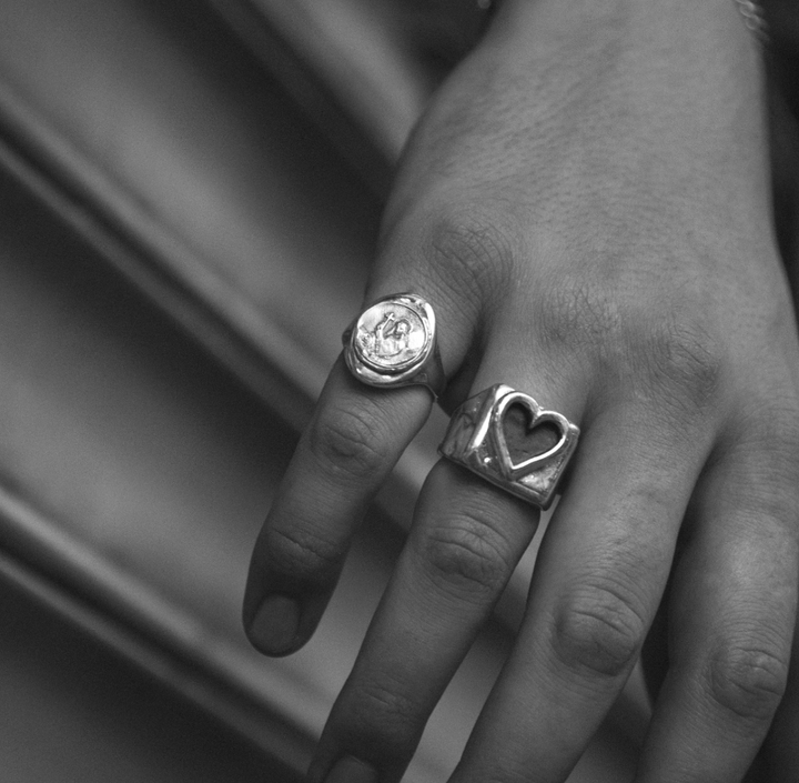 Electric Love Signet
