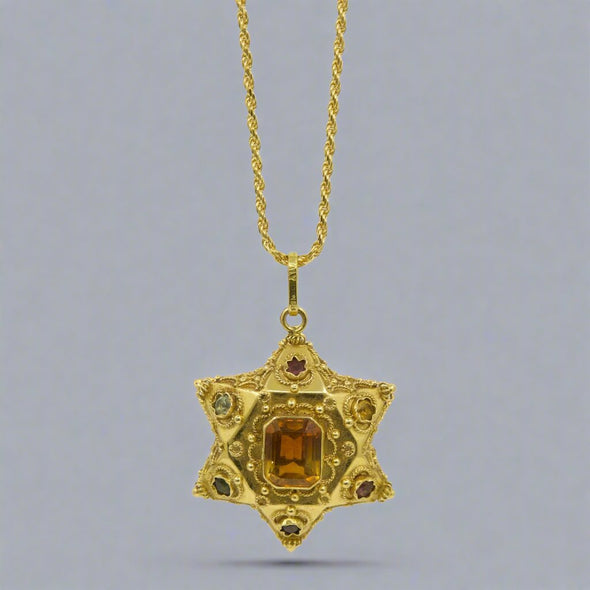 VINTAGE 18K Star of David Gemstone Pendant