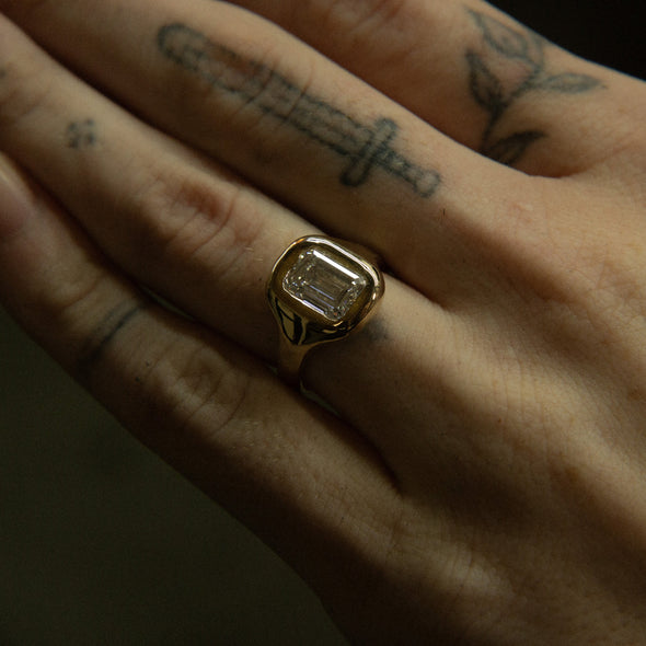 Bubbly 3 Carat Signet 14k