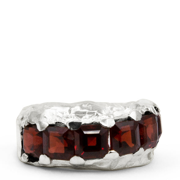 Glacier Ring Garnet