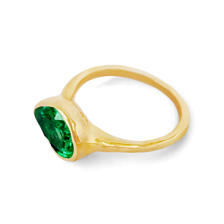 Pear Shaped Emerald Band 14k