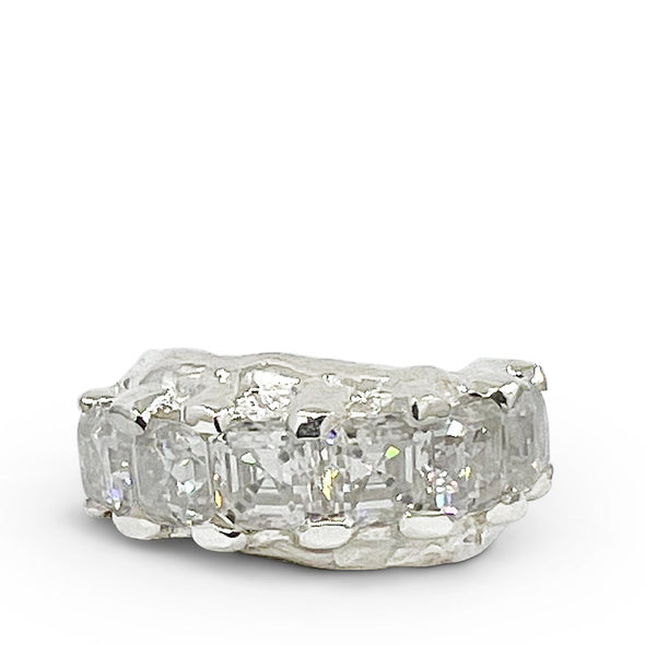 Glacier Ring - Moissanite